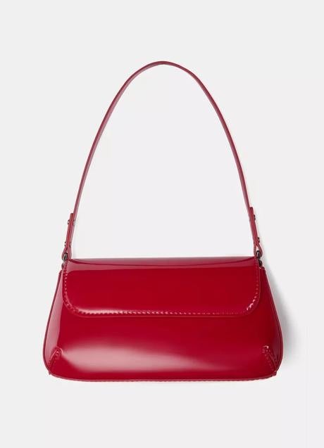 Imagen - Bolso rojo de Pull & Bear (9,99 euros)