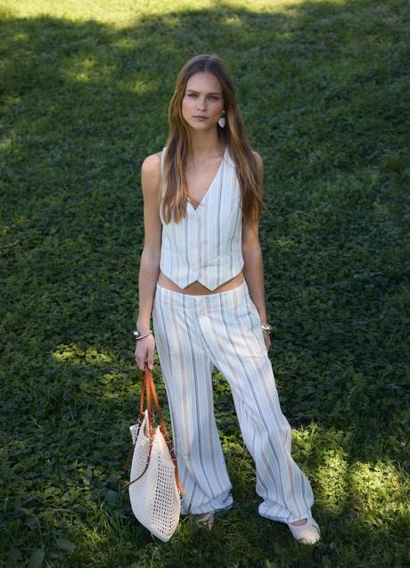 Imagen - Pantalón de lino de Stradivarius (25,99 euros)