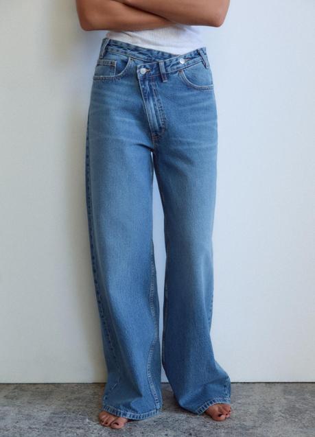 Imagen - Vaqueros wide leg de Zara (35,99 euros)