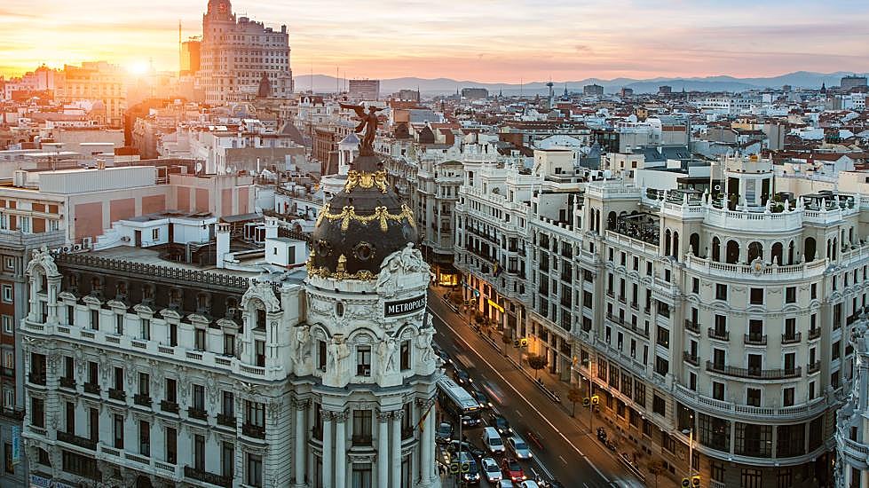 Carolina Herrera presentará su colección primavera-verano 2026 en un desfile en Madrid el 18 de septiembre de 2025.