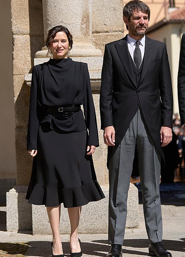 Imagen - Isabel Díaz Ayuso con total look en color negro en la ceremonia de los Premios Cervantes. Foto. Limited Pictures.