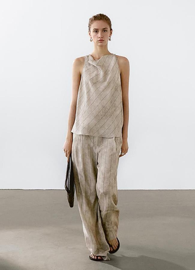 Imagen - Total look fluido con estampado de rayas