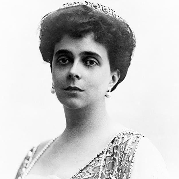 Quién fue la gran duquesa Elena Vladimirovna: boda desesperada con Nicolás de Grecia, exilio y un impresionante joyero