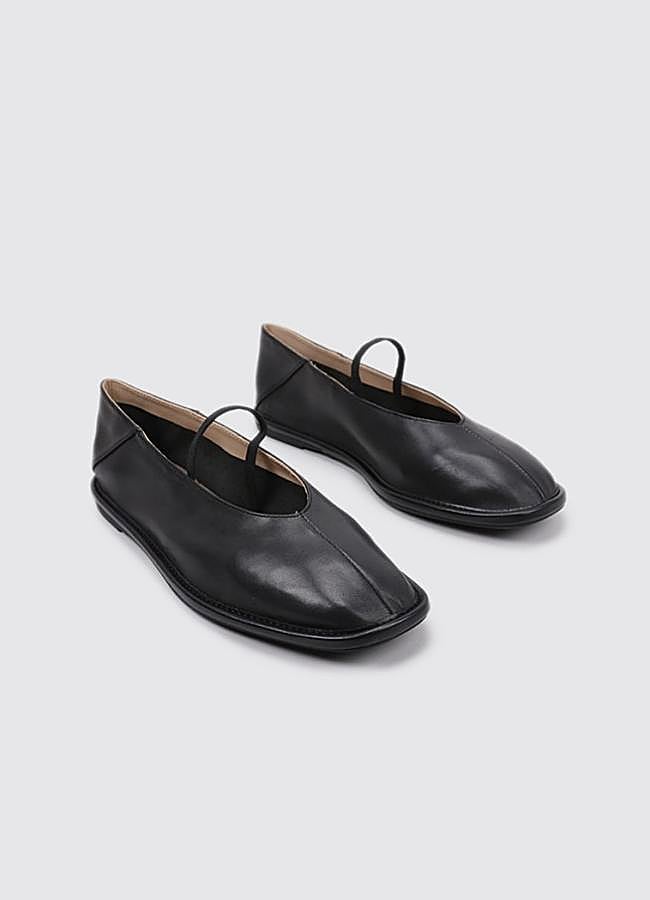 Imagen - Babuchas negras con cinta arriba de Hune, a la venta en Krack, 59,95 euros.