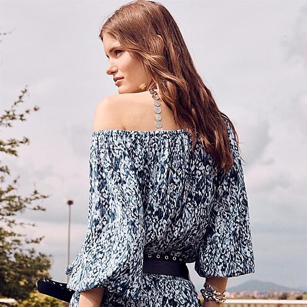 Las compras de Stradivarius que ya están en tienda: básicos de primavera, vestidos midi y camisas románticas