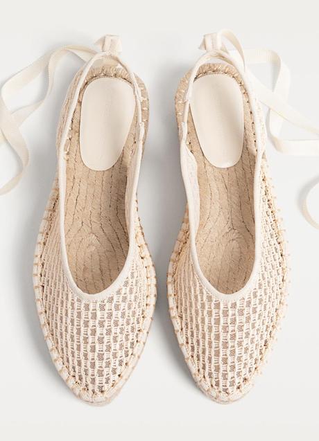 Imagen - Alpargatas de esparto de Stradivarius (35,99 euros)