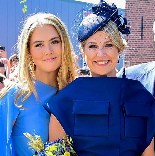 Máxima de Holanda, con su hija Amalia, en la celebración del Día del Rey. 