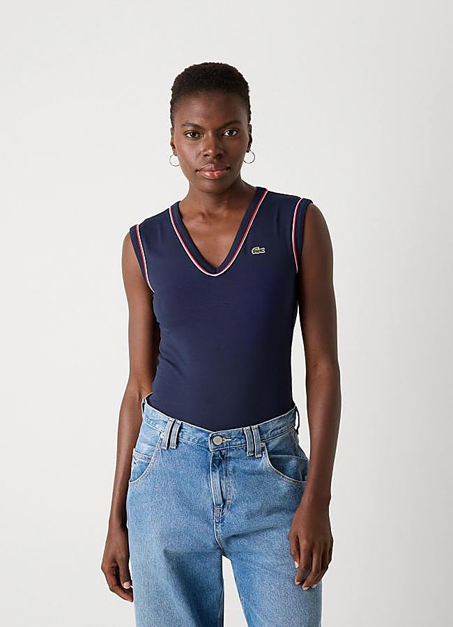 Imagen - Tank top azul de Lacoste, 94,95 euros.