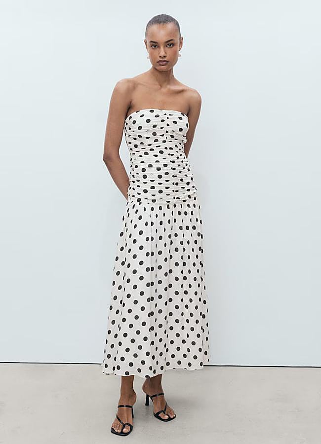 Imagen - Vestido con detalle de lunares de Mango.