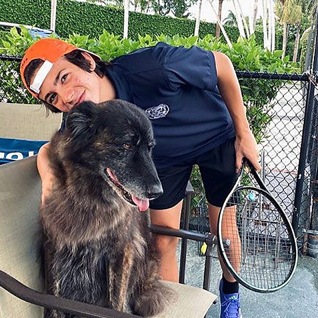 Guilermo Iglesias es un apasionado de la música, el deporte y los animales. 