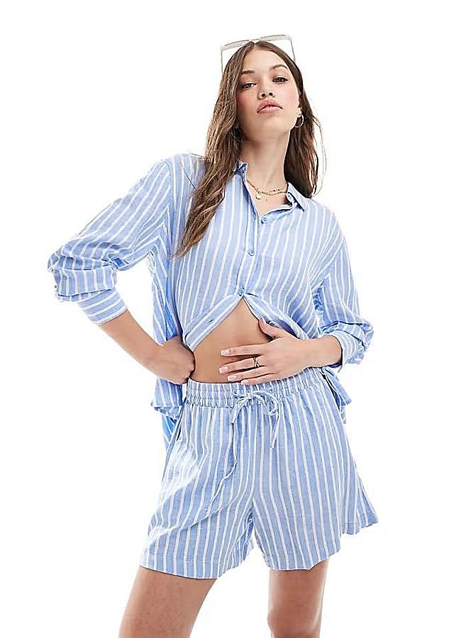 Imagen - Conjunto de lino con estampado de rayas