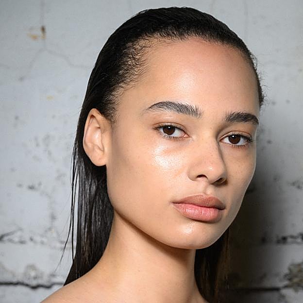 Las manchas preocupan más que las arrugas: cómo prevenirlas y tratarlas