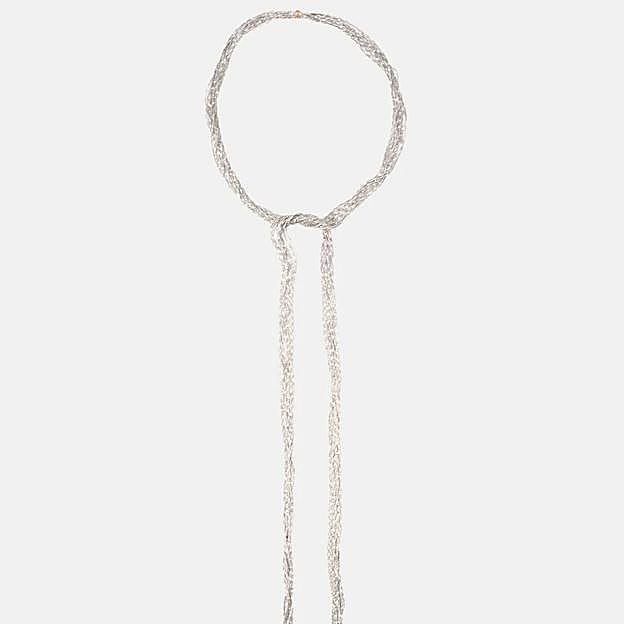 Un desmai necklace (94€)