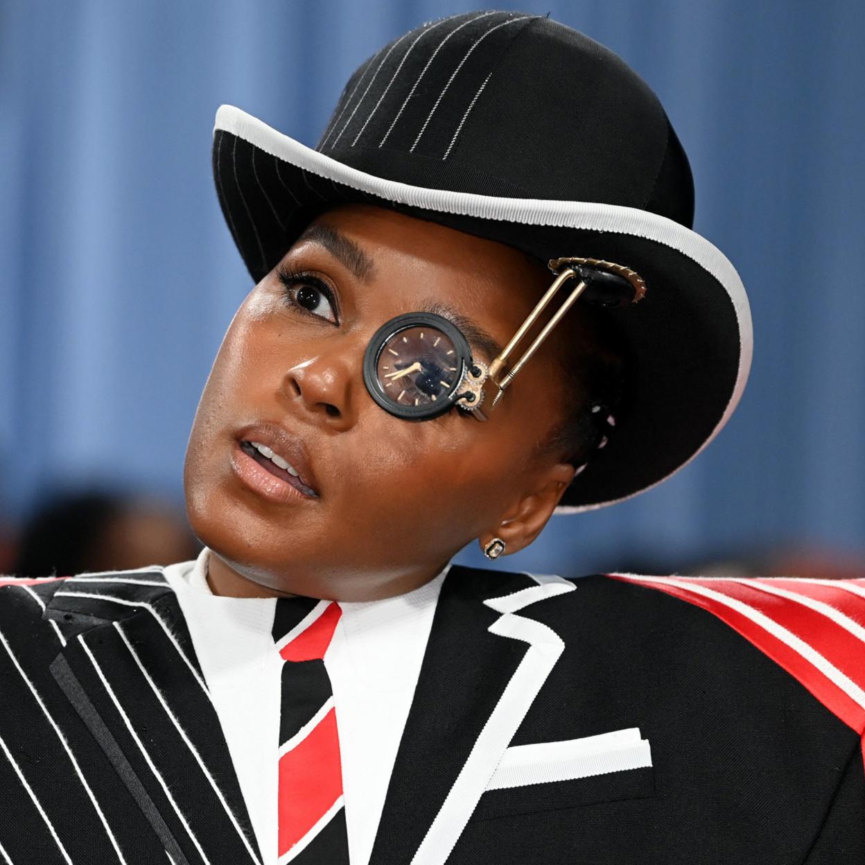 Janelle Monae con uno de los looks más impactatantes de la MET Gala 2025. 