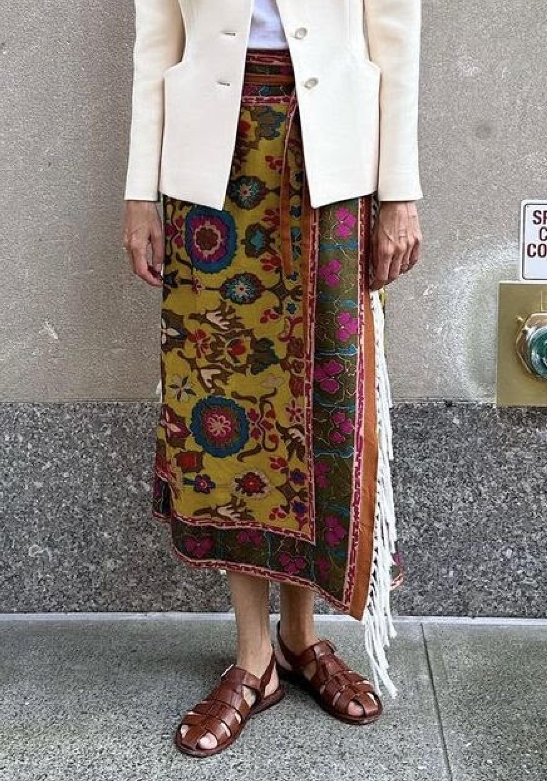 Leandra Medine Cohen con unas cangrejeras.