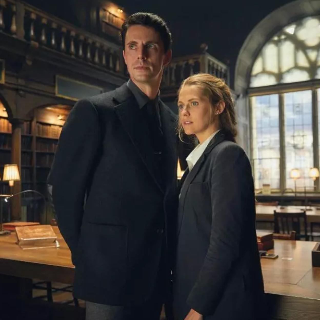 Matthew Goode y Teresa Palmer son los protagonistas de El descubrimiento de las brujas.