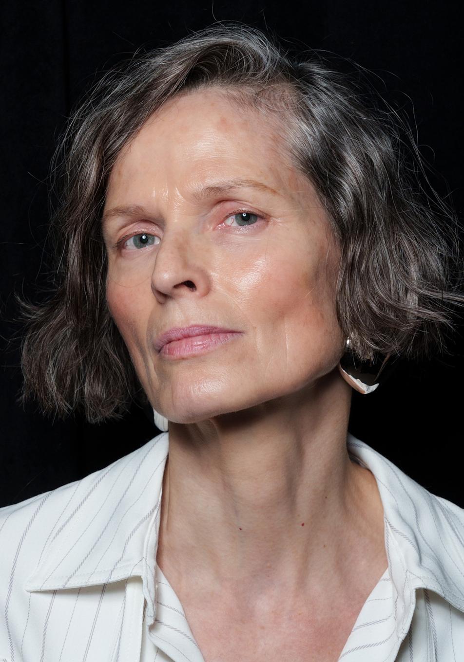 Protectores de sol antiedad: son ligeros y minimizan arrugas