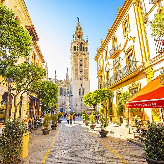 El barrio de Sevilla con más encanto que no es Triana: callejuelas estrechas, plazuelas escondidas y leyendas de fantasmas