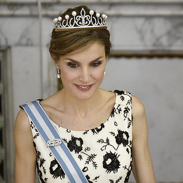La reina Letizia con la tiara princesa, la única vez que la lució, en 2015. 
