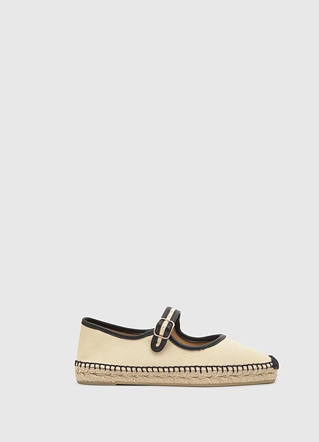 Imagen - Alpargata plana estilo Mary Jane de Castañer.