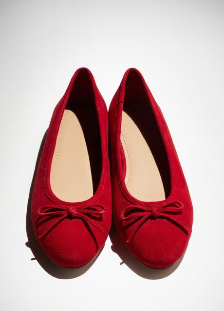 Imagen - Bailarinas de color rojo de H&M (49,99 euros)
