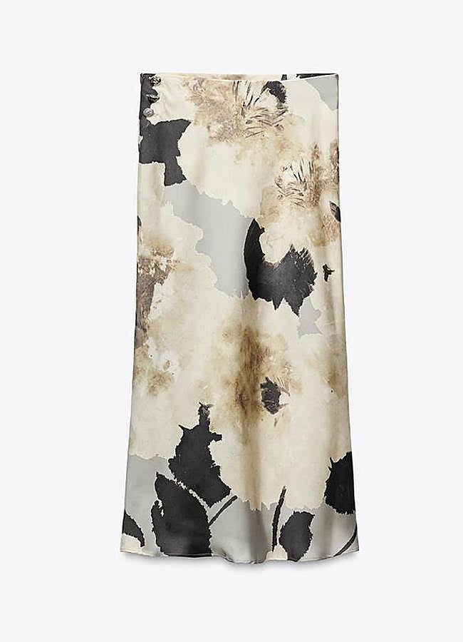 Imagen - Falda midi estampada satinada de Zara (27,95€)