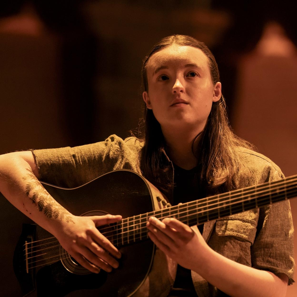 Bella Ramsey como Ellie en una imagen del quinto episodio de la segunda temporada de The Last of Us.