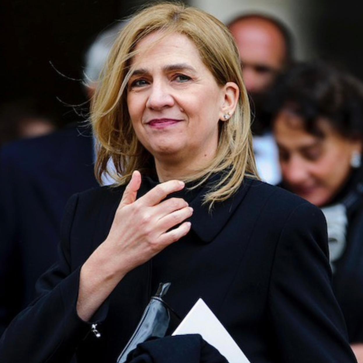 La infanta Cristina lleva más de una década totalmente alejada de la proyección institucional que conlleva formar parte de la Familia del Rey, 