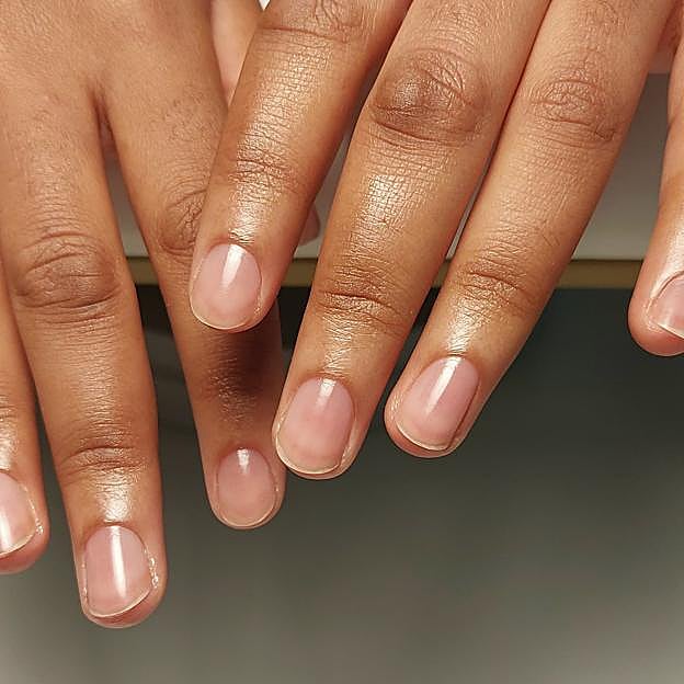 Manicura japonesa clásica