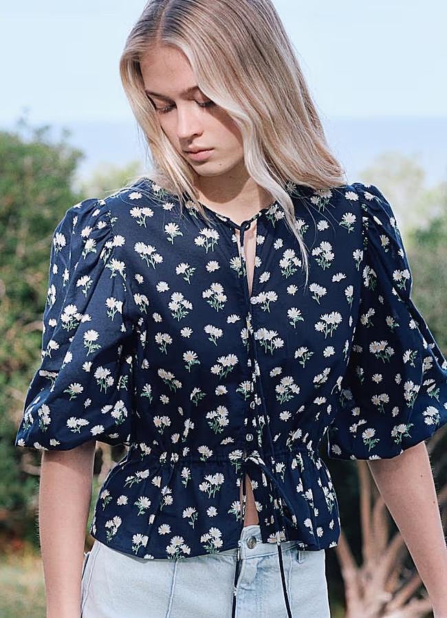Imagen - Blusa con flores de mangas abullonadas