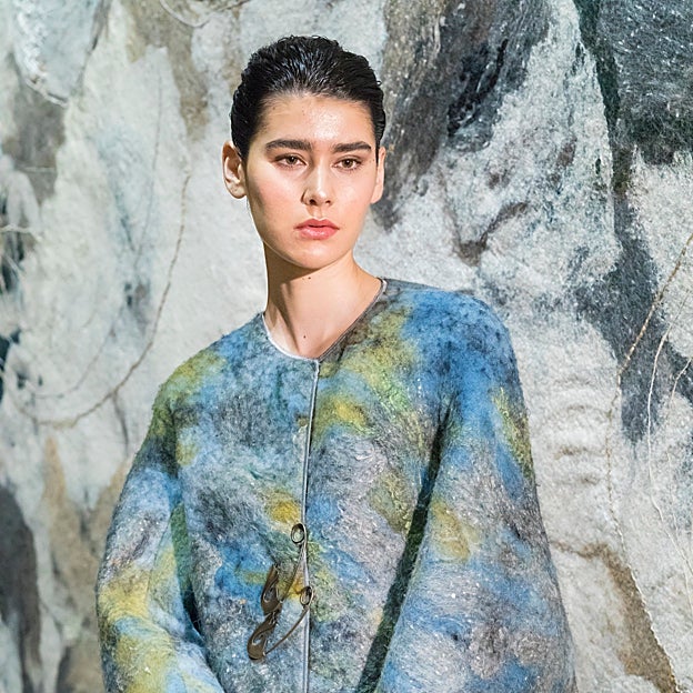 La otra pieza diseñada por Luengo a partir del fieltro de Jongstra. 