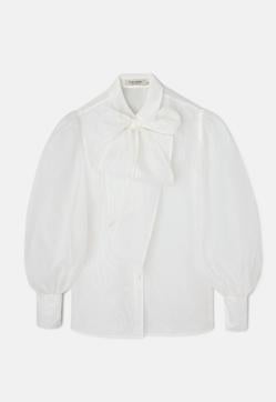 Imagen secundaria 2 - El rosa, el blanco y el negro completan la paleta cromática de esta colección cápsula.