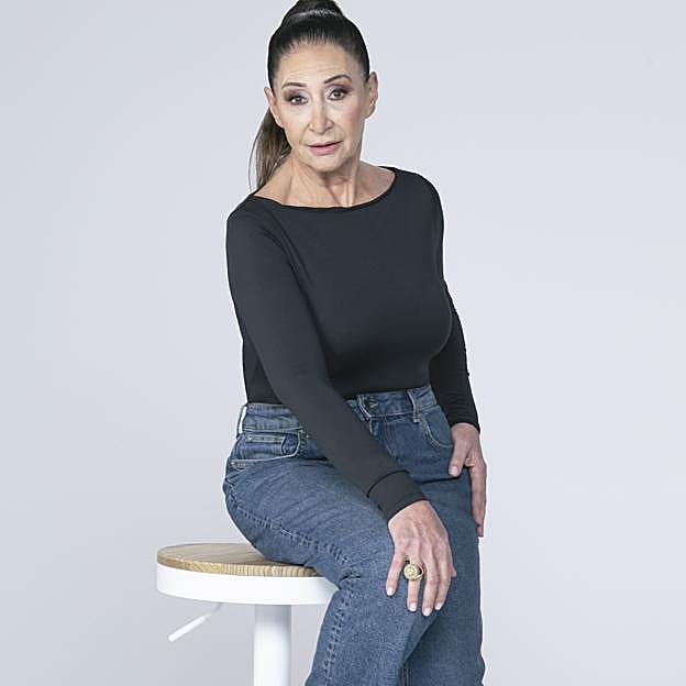 Victoria Martín Serrano es la matriarca de las Berrocal, Vicky, Rocío y Alba. 