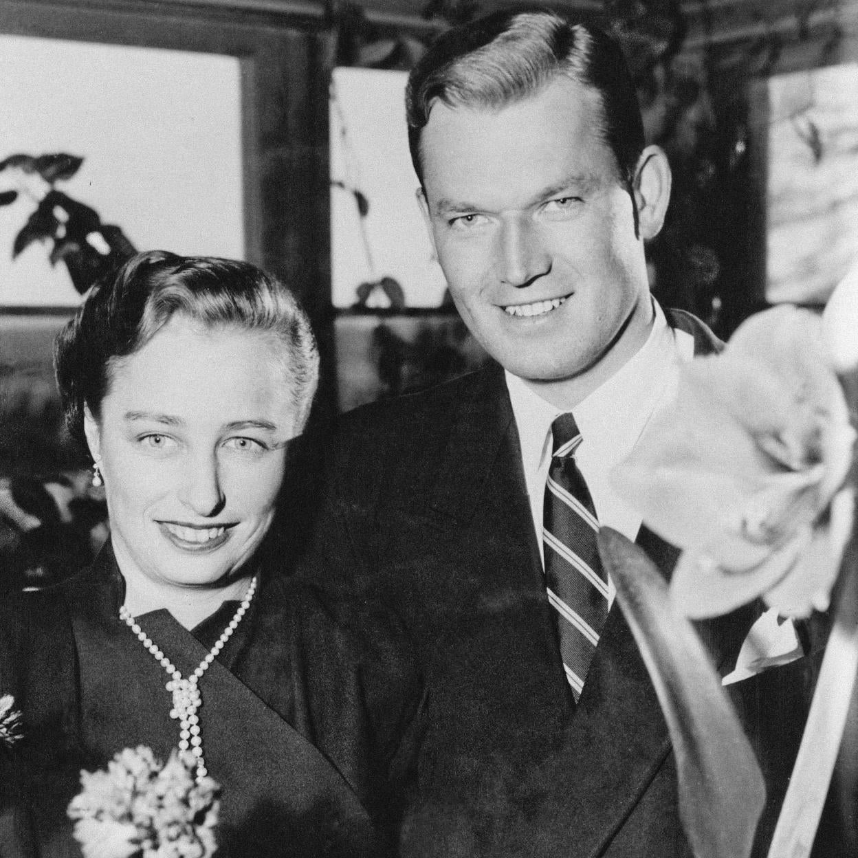 Ragnhild de Noruega, hermana del rey Harald, y su marido, Erling Lorentzen. 