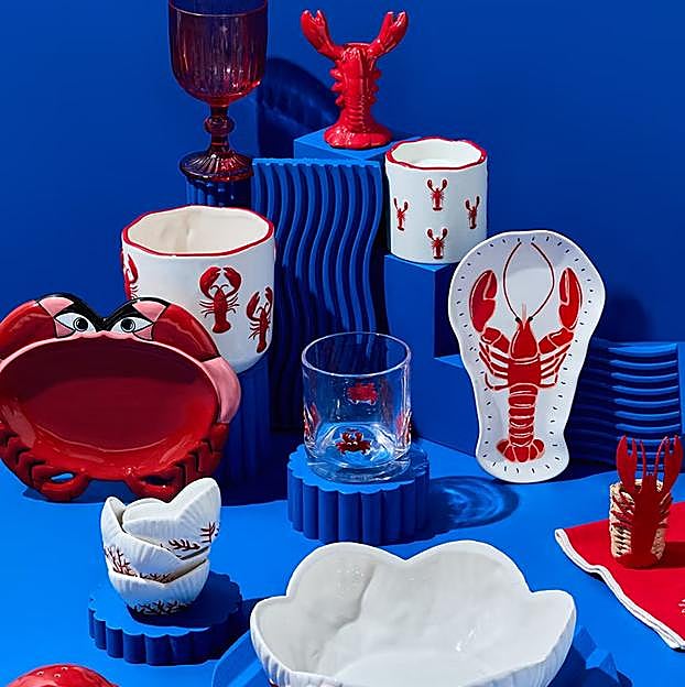 Langostas, cangrejos o corales, los divertidos motivos marinos que decoran las nuevas vajillas de Primark Home.