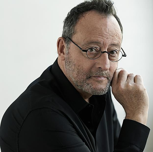 Jean Reno publica su primera novela: «Tenía esta historia en la cabeza desde hace mucho tiempo»