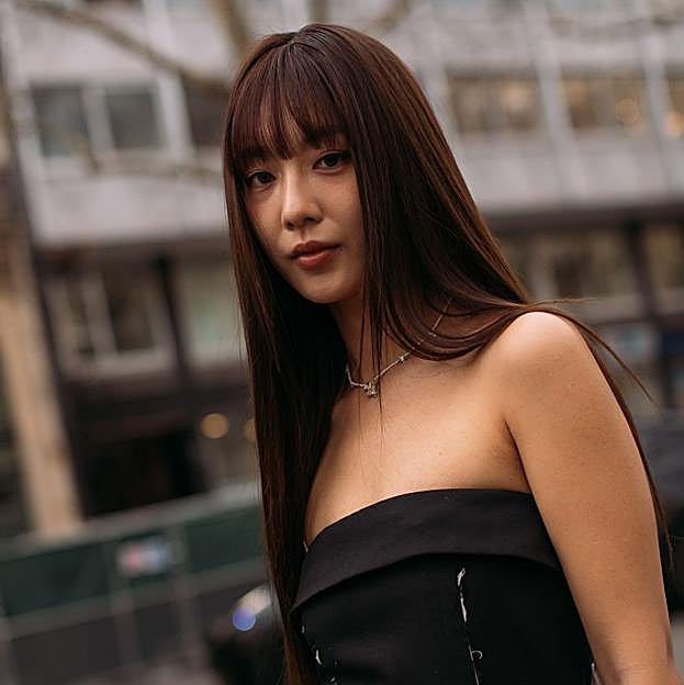 El agua de arroz es el truco de las japonesas más viral de Tiktok para tener un pelo glossy