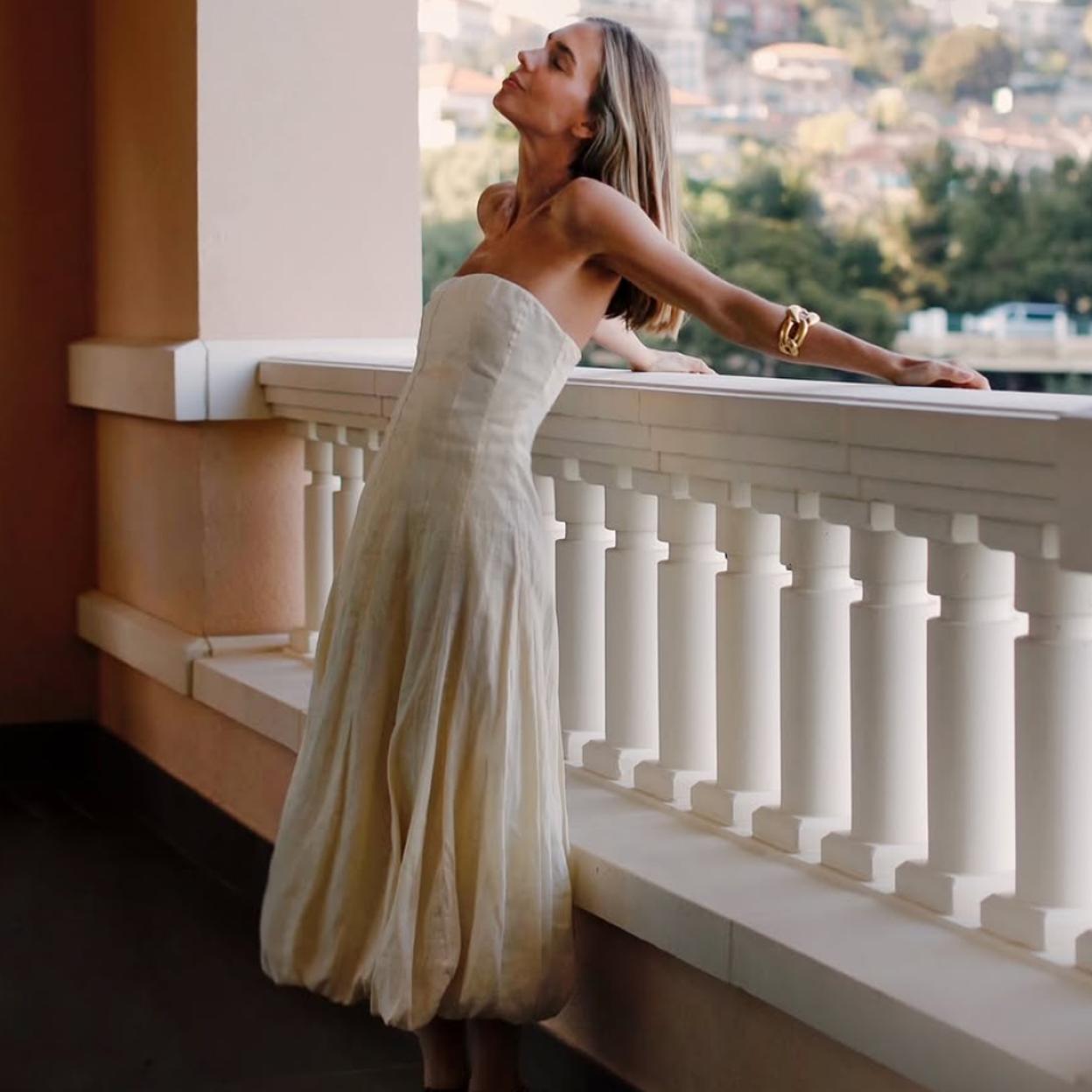 Massimo Dutti tiene las faldas fluidas perfectas para esta primavera