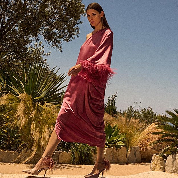 Las novedades de Zara de la semana: de looks de invitada con inspiración sesentera a prendas bonitas de verano