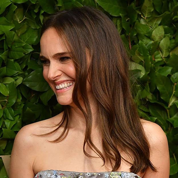 Este fue uno de mis primeros perfumes y sigue siendo uno de los más vendidos del mundo