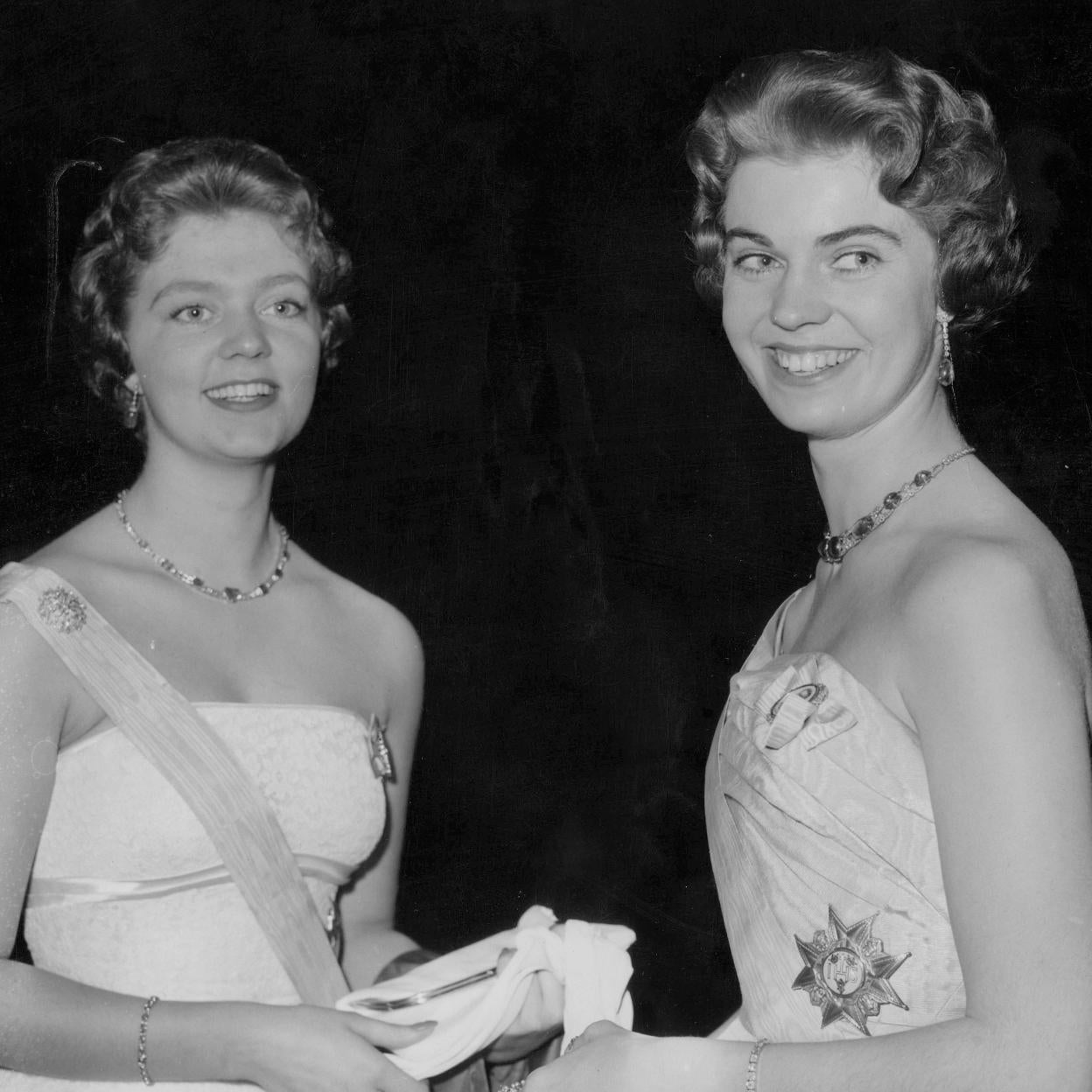 Las princesas Birgitta and Margaretha, en una imagen de su juventud.