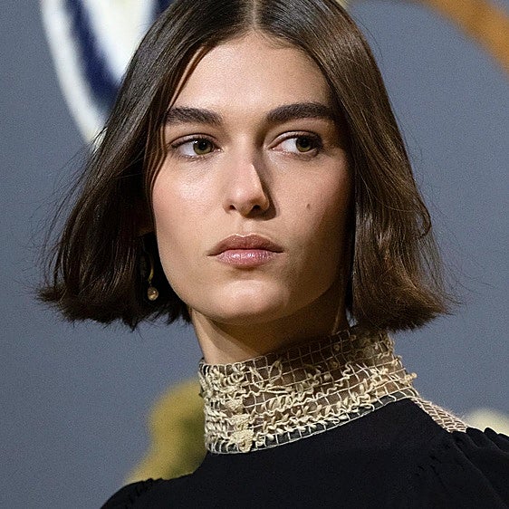 Las 10 mejores brumas para calmar y refrescar la piel en cualquier momento y lugar