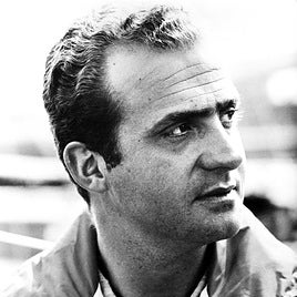 Cómo era el hermano menor del rey Juan Carlos: su muerte marcó para siempre al emérito tras un disparo accidental