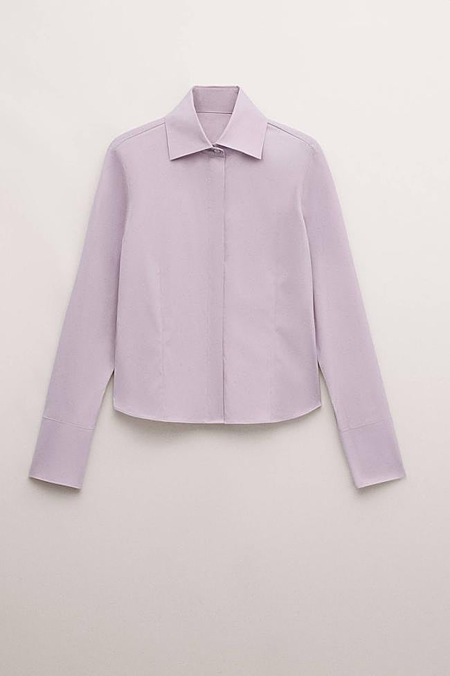 Camisa algodón entallada (39,99€)