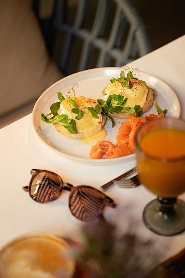 El brunch del Coolrooms Palacio de Atocha., un hotel situado muy cerca de la estación de la que toma el nombre y de la Plaza Mayor.