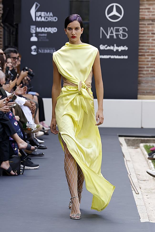 Look de Ernesto Naranjo en Mercedes-Benz Fashion Week Madrid.