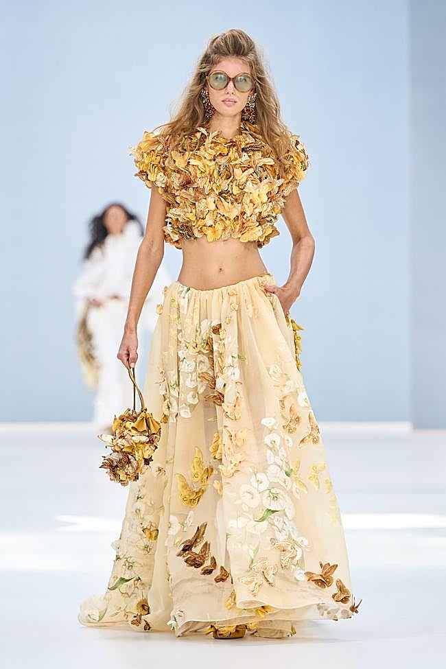 Look de Zimmermann durante la Semana de la Moda de París.