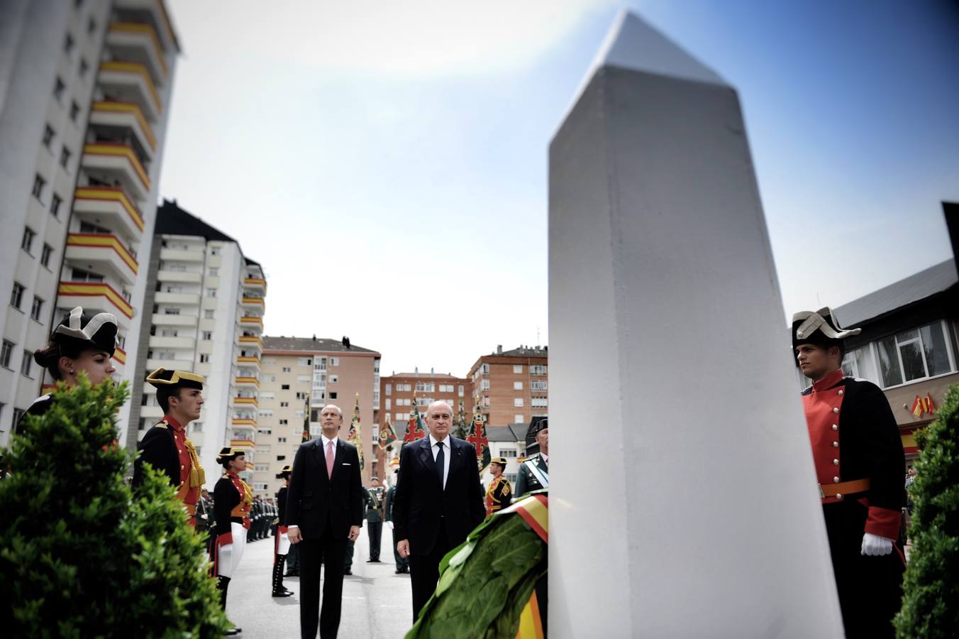 La Reina preside un homenaje a la Guardia Civil en Vitoria