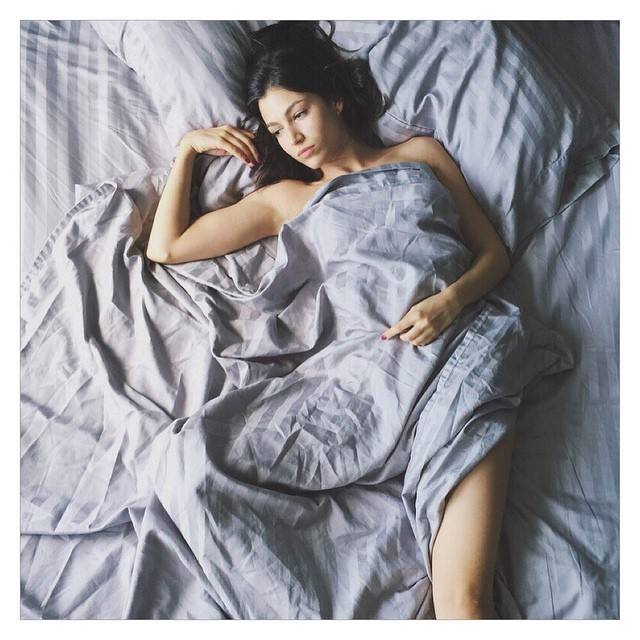 La tranformación de Úrsula Corberó desde &#039;Física o química&#039; hasta deslumbrar en los Goya