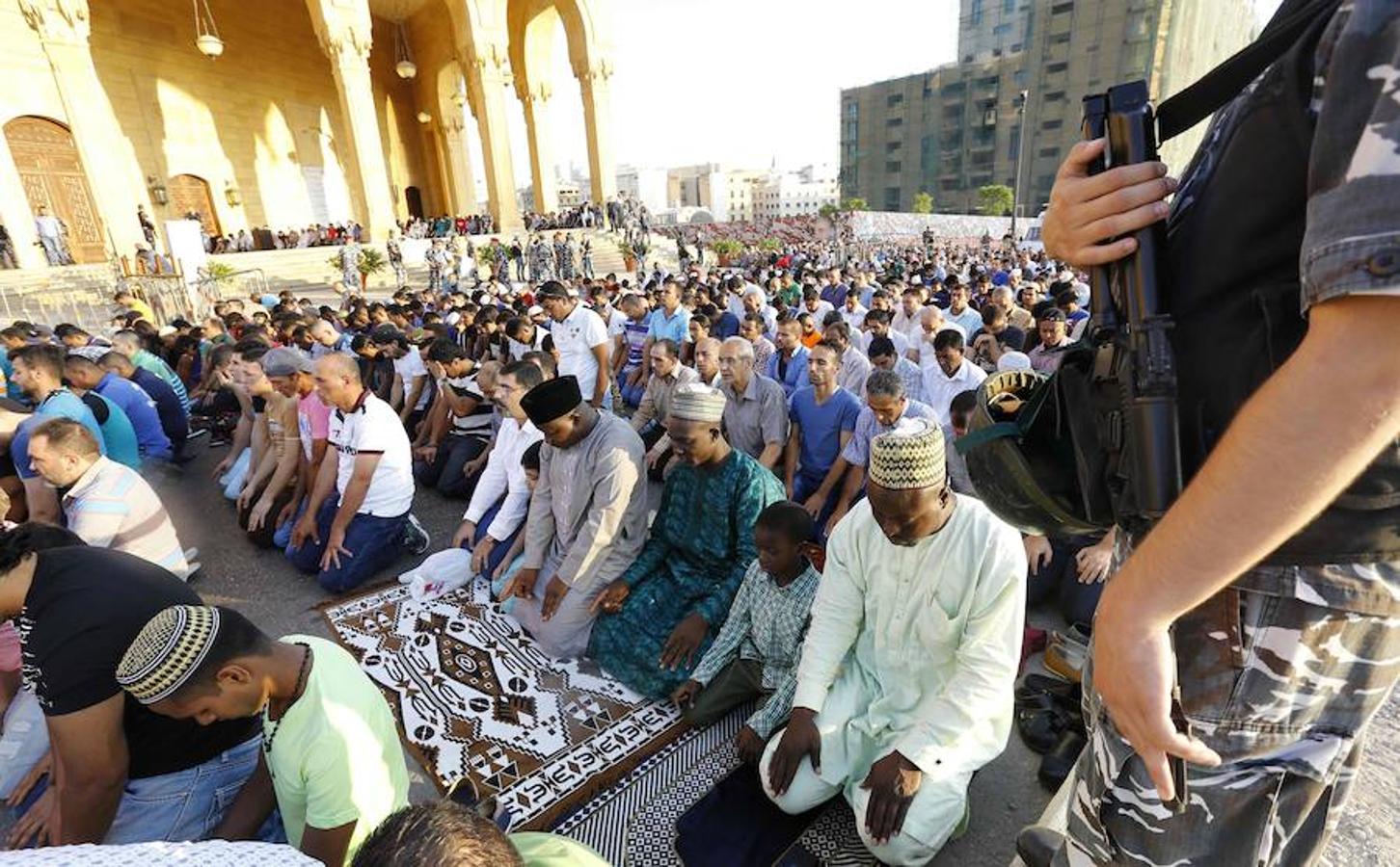 El mundo musulmán celebra el fin del Ramadán